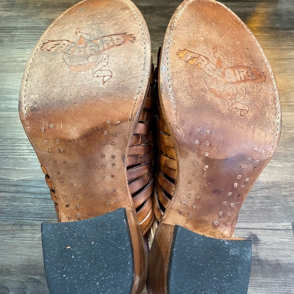 Free Bird Braided Leather Sophia Clogs - Picture 3 of 9